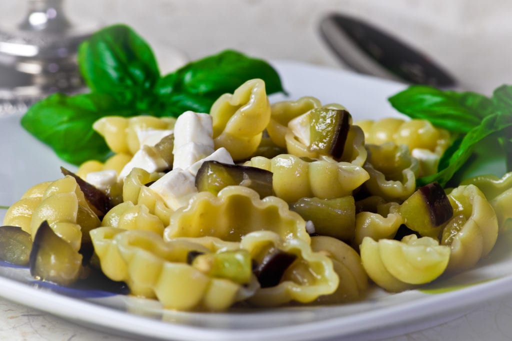 Ricetta Pasta con Melanzane e Quartirolo Morbi vitae purus dictum, ultrices tellus in, gravida lectus.